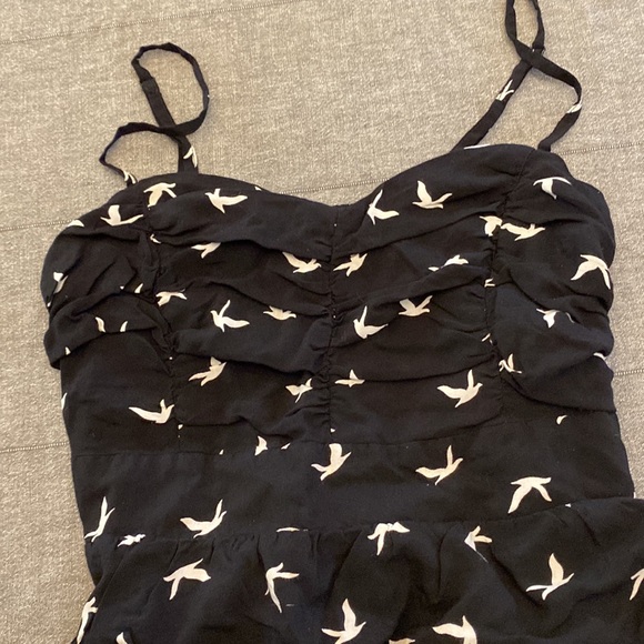 Ruffle bird print dress - Picture 2 of 4